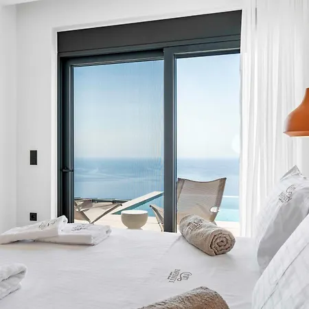 Infinity Luxury Villas, Lefkada فيلة